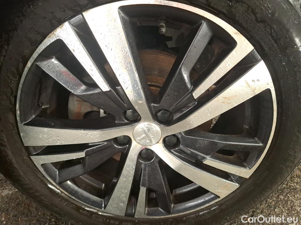  Peugeot  3008  Allure 1.5 HDi 130CV BVA8 E6dT #10