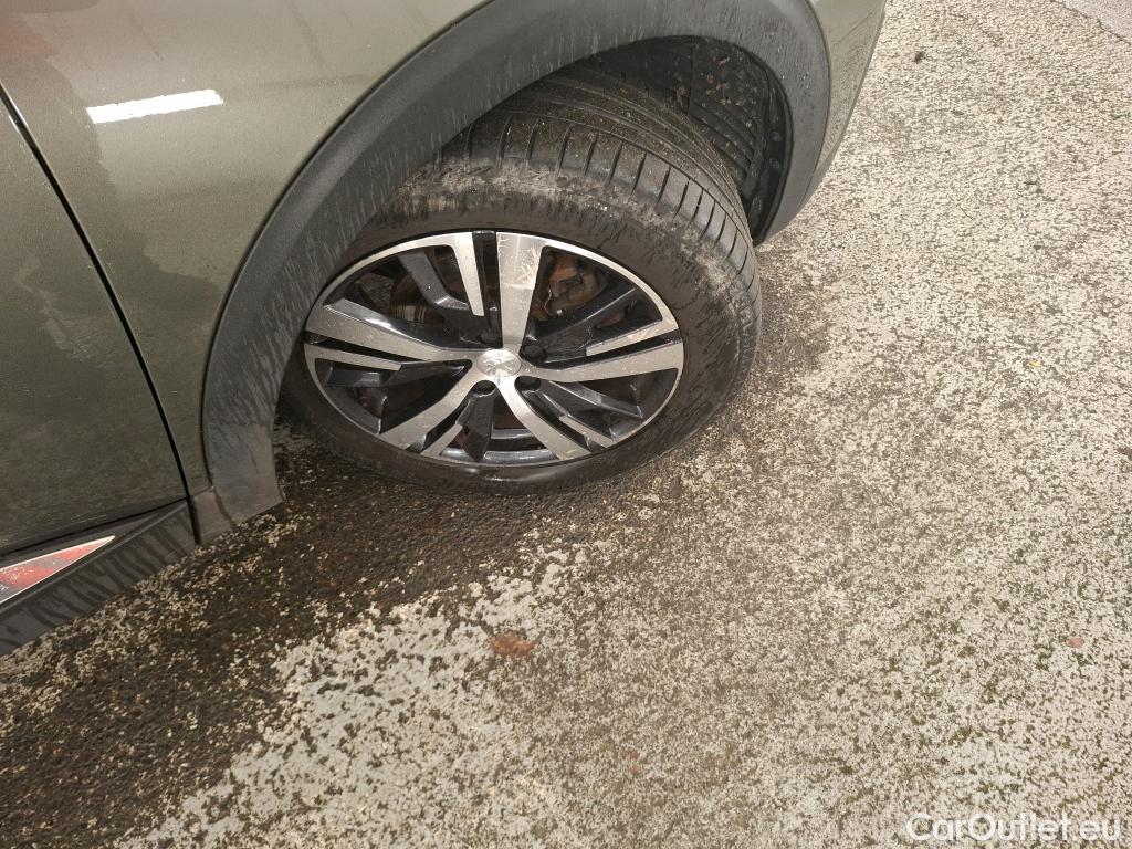  Peugeot  3008  Allure 1.5 HDi 130CV BVA8 E6dT #17