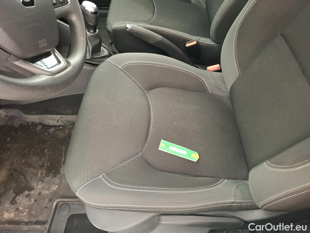  Renault  Clio  IV Trend 0.9 TCe 75CV BVM5 E6 #13