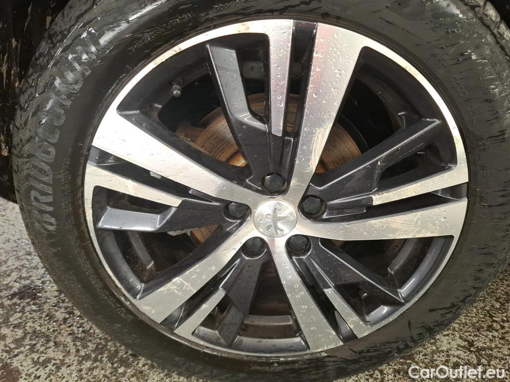  Peugeot  3008  Allure 1.5 HDi 130CV BVA8 E6dT #14