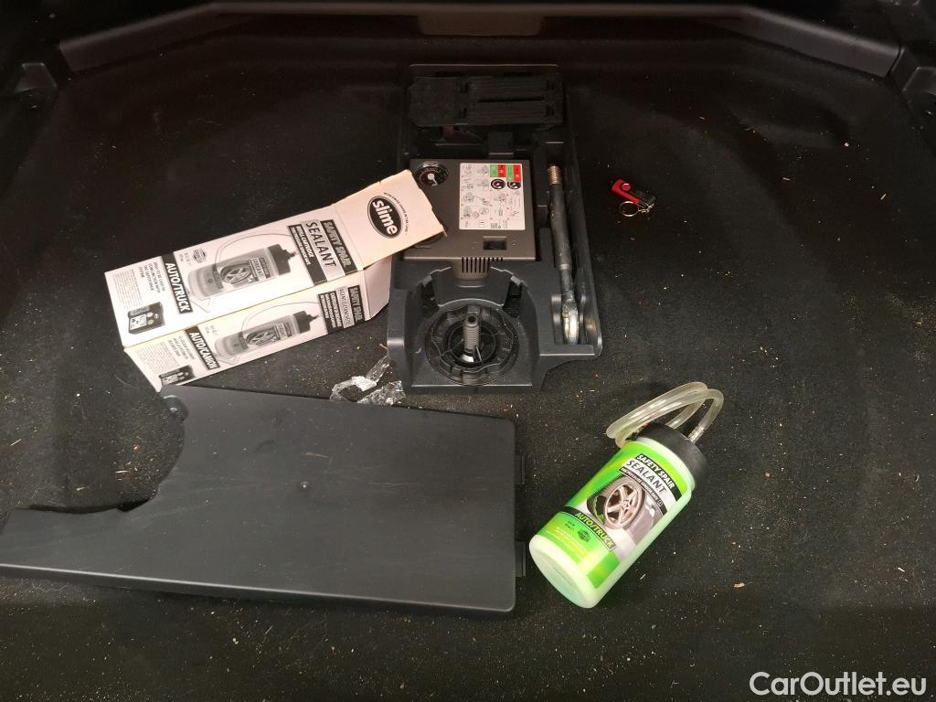  Peugeot  3008  Allure 1.5 HDi 130CV BVA8 E6dT #30