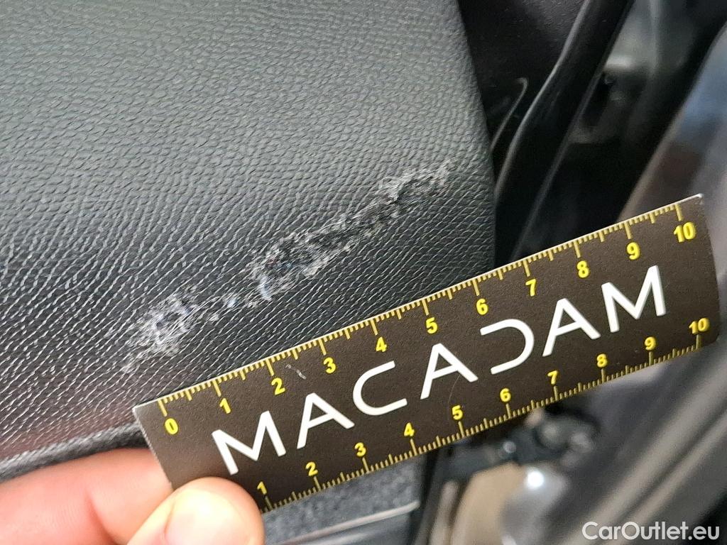  Peugeot  3008  II Allure Pack 1.5 HDi 130CV BVA8 E6d #2