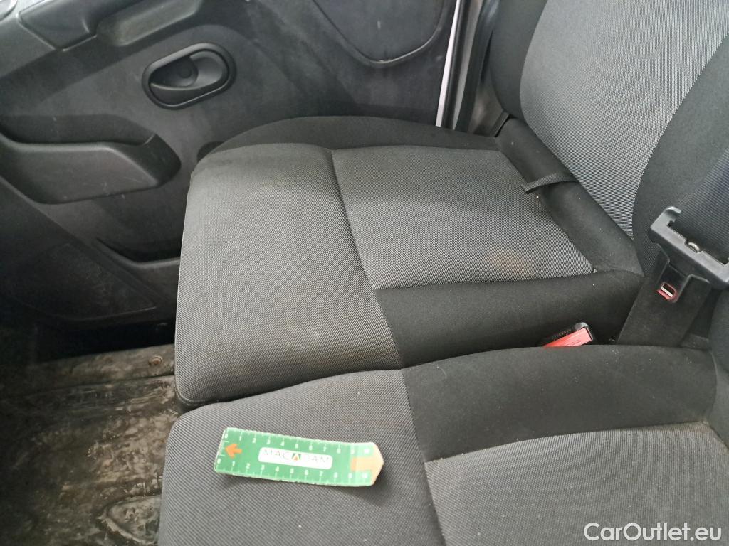  Renault  Master RENAULT  / 2014 / 4P / Fourgon tôlé FG GCf Trac F3500 L2H2 dCi 110 S&S Euro6 #40