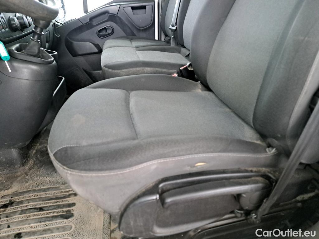  Renault  Master RENAULT  / 2014 / 4P / Fourgon tôlé FG GCf Trac F3500 L2H2 dCi 110 S&S Euro6 #33