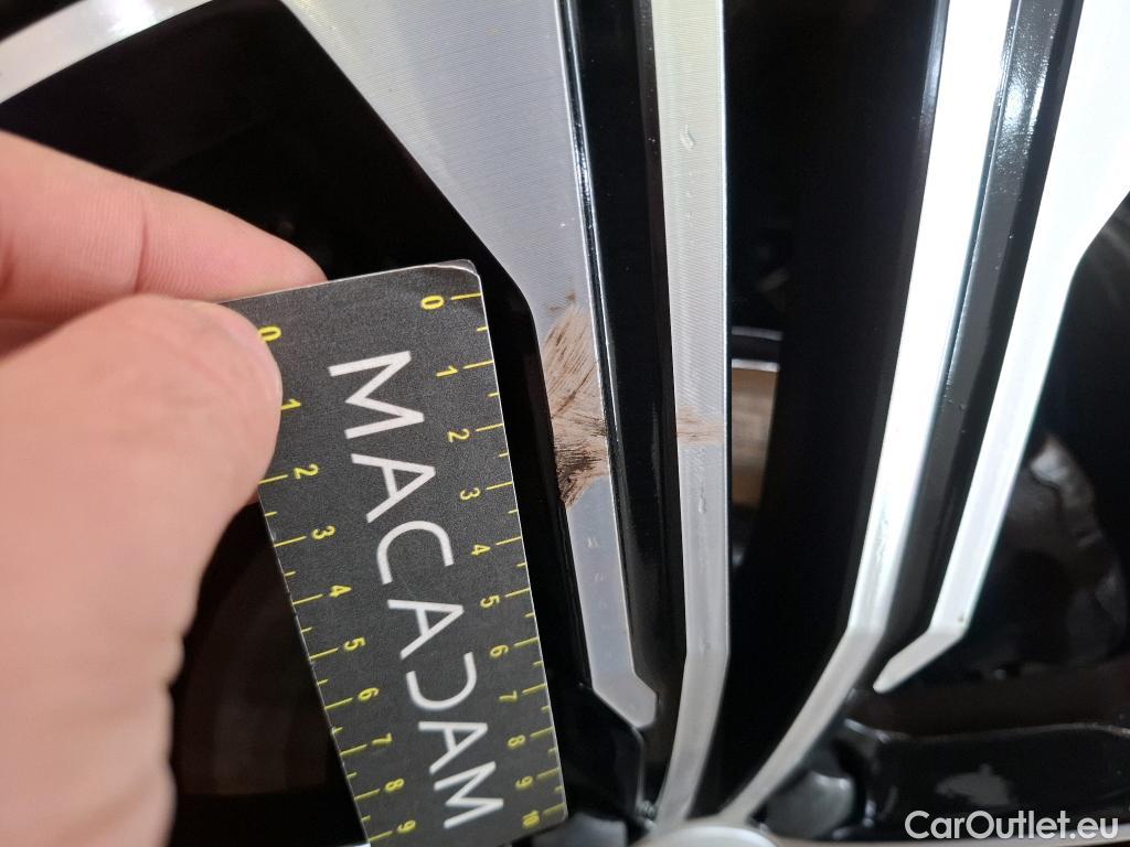  Volvo  XC 40 VOLVO XC40 / 2017 / 5P / SUV Recharge T4 211 DCT7 Inscription #4