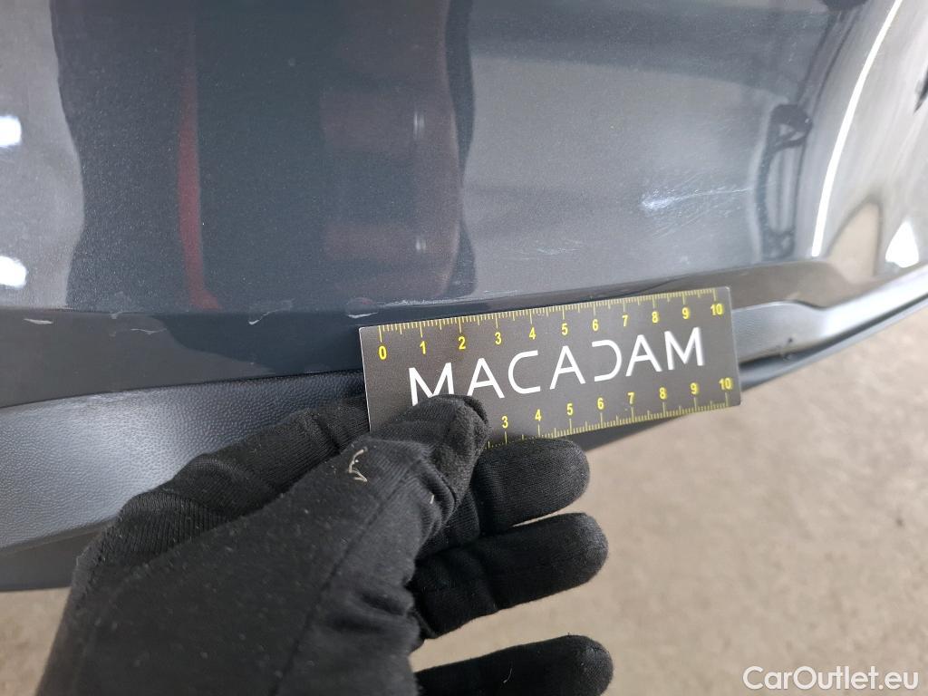  Volkswagen  Golf  VOLKSWAGEN / 2020 / 5P / Berline 2.0 TDI SCR 150 DSG7 Life Busi #10