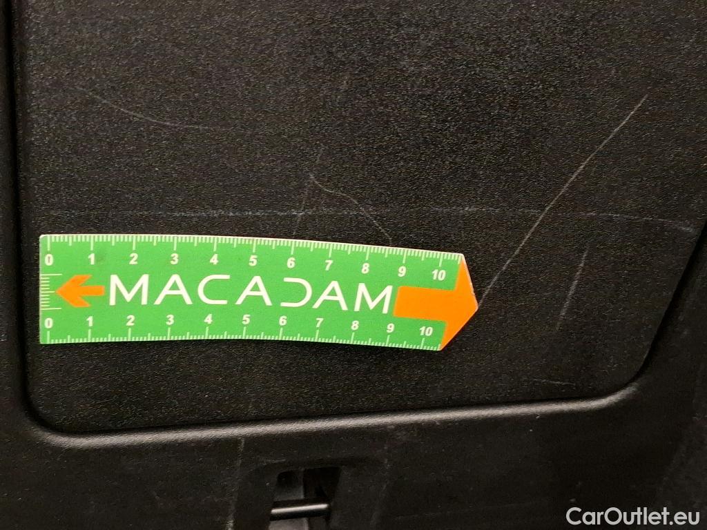  Volvo  XC60 VOLVO  / 2021 / 5P / SUV B4 197 GearTronic 8 Inscription #13