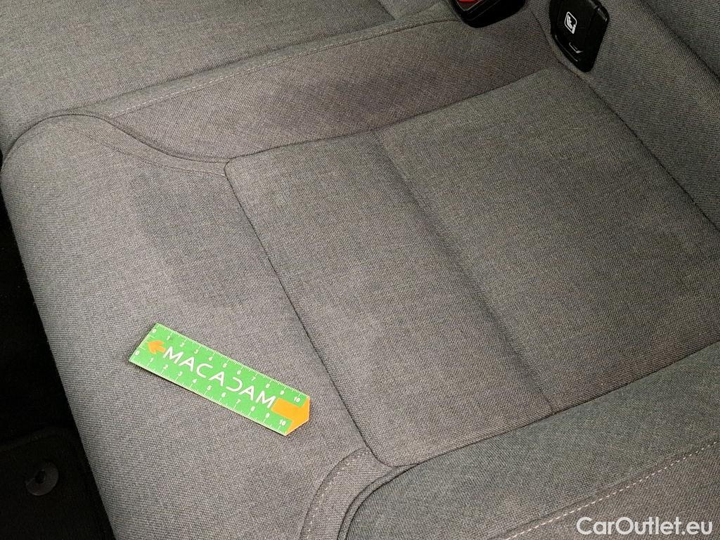  Volvo  XC60 VOLVO  / 2021 / 5P / SUV B4 197 GearTronic 8 Inscription #18