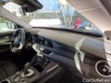  Alfa Romeo   STELVIO ALFA ROMEO / 2017 / 5P / SUV 2.2 TURBO DIESEL 190CV BUSINESS AT8 Q4 #137