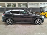  Alfa Romeo   STELVIO ALFA ROMEO / 2017 / 5P / SUV 2.2 TD 190 CV SPRINT AT8 Q4 #7