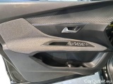 Peugeot  3008 PEUGEOT  / 2020 / 5P / SUV BLUEHDI 130 EAT8 SeS ACTIVE BUSINESS #114