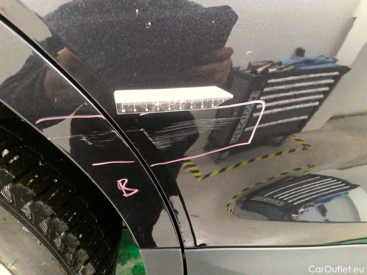  Skoda  ENYAQ  iV80 5d #4