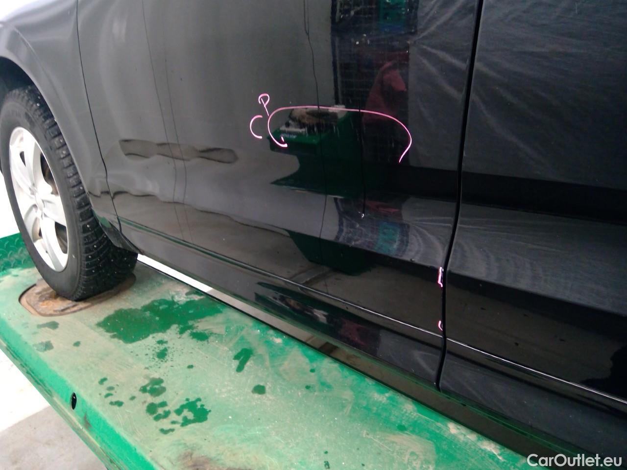  Volvo  XC60  B4D 197 Mom.Ad.Ed.FWD Aut #5