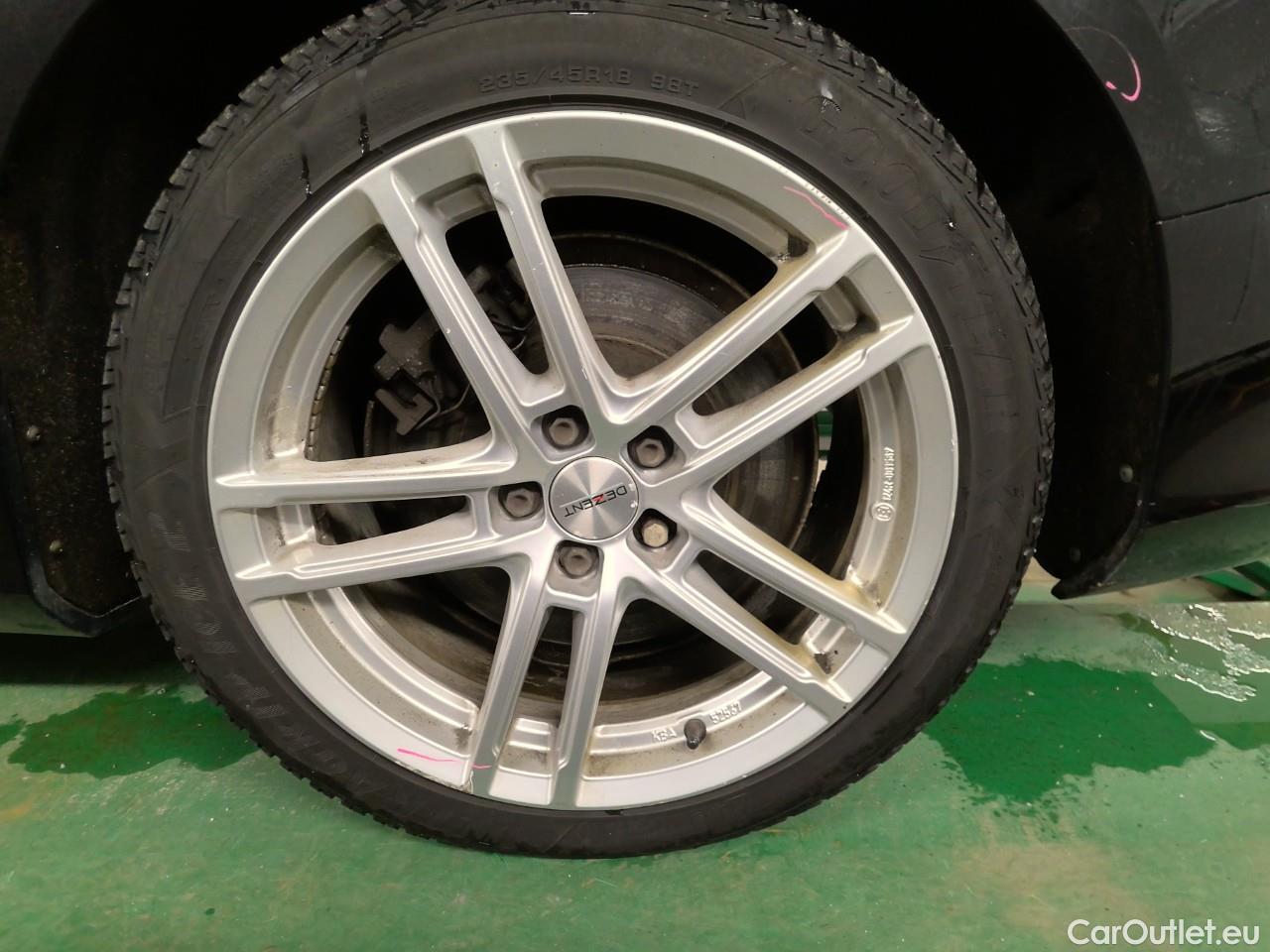  Volvo  V60  T6 TE AWD R-Design Aut. #39