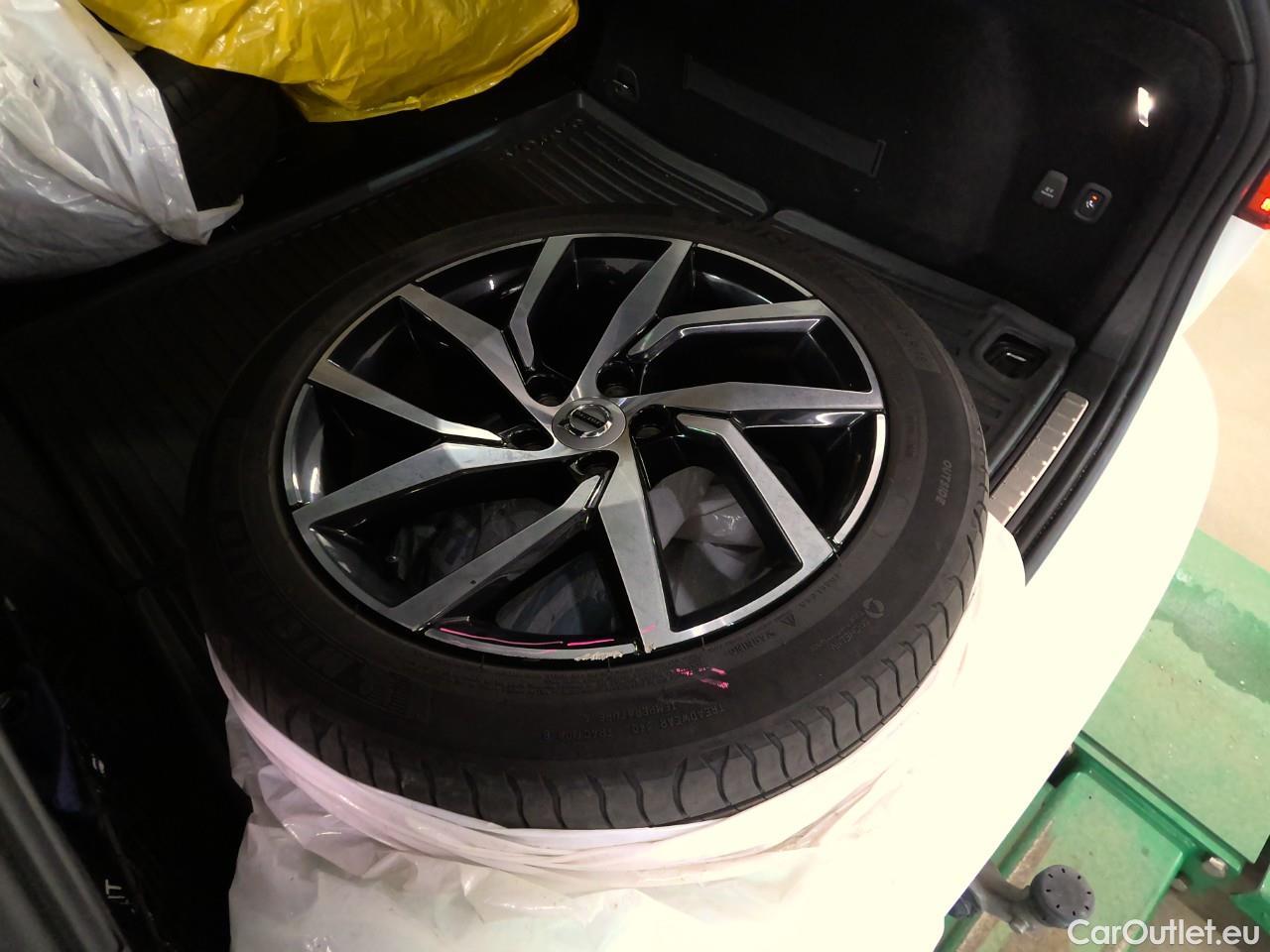  Volvo  V60  T6 TE AWD R-Design Aut. #1