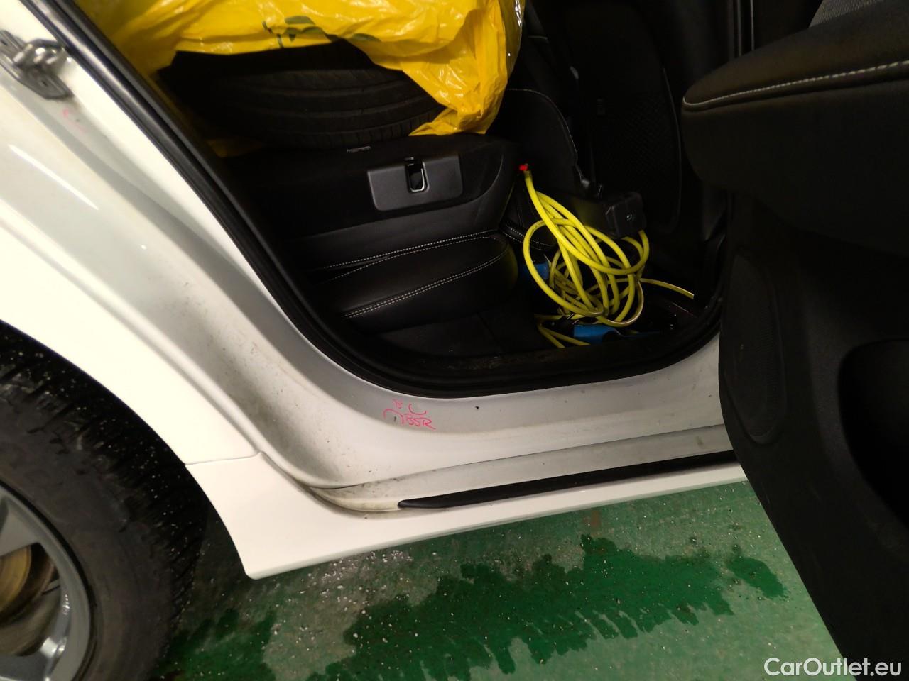  Volvo  V60  T6 TE AWD R-Design Aut. #13