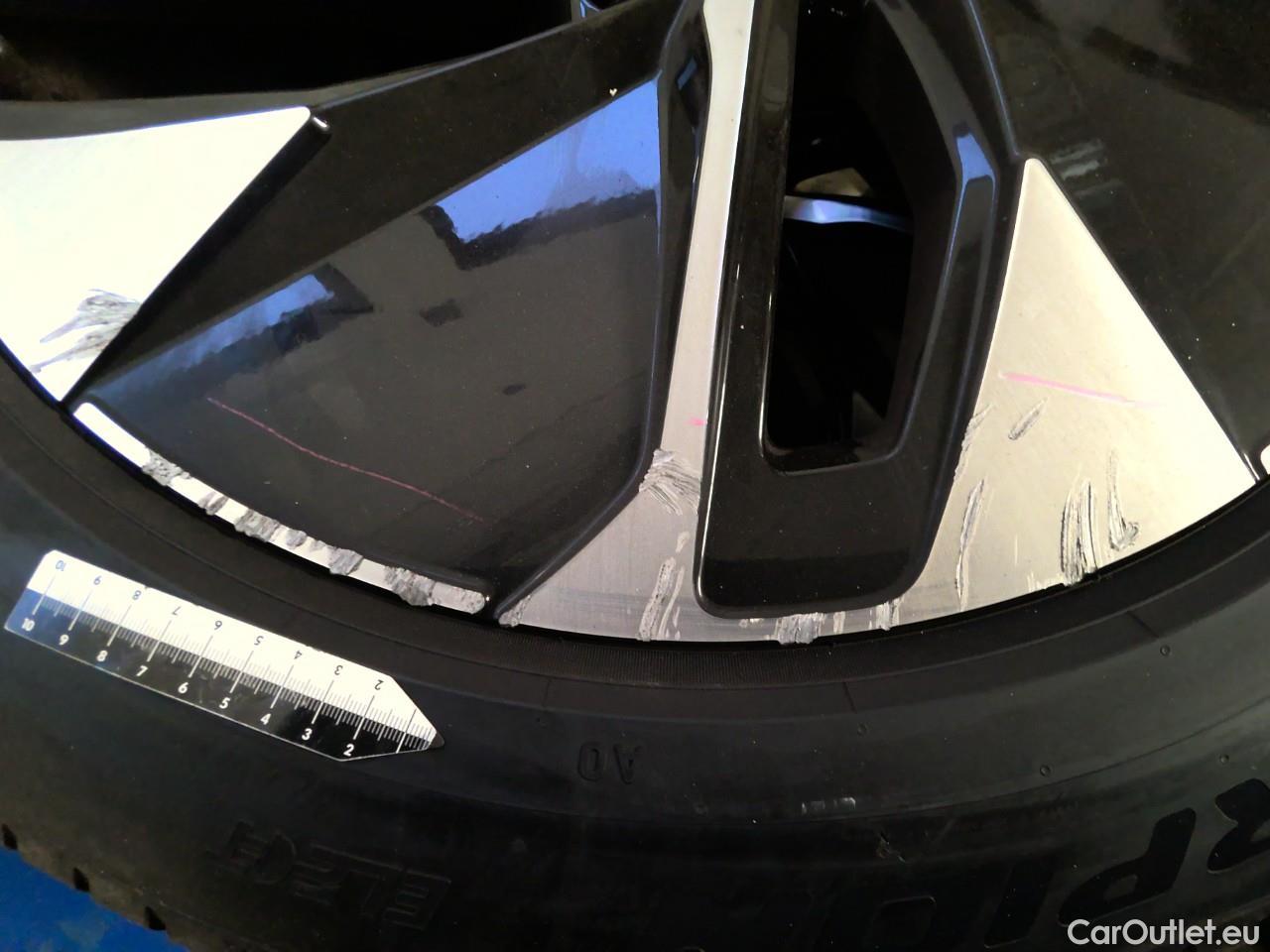  Volkswagen  ID.4  EV 77kWh Pro Performance #3