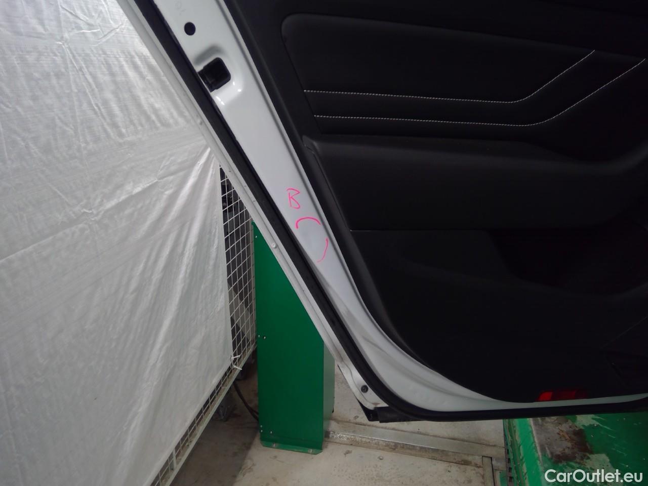  Volkswagen  Passat  All.TDI 190 4M Aut #10