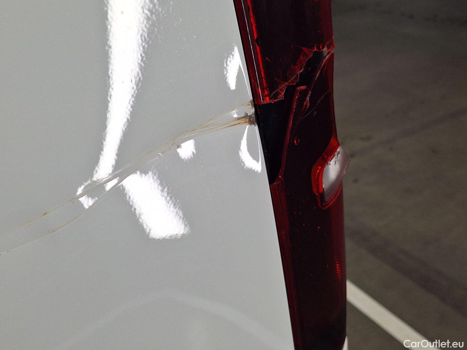  Opel  Combo Opel, _ '18, Opel  1.2 Turbo 81kW 2.3T L2H1 Edition 4d #44