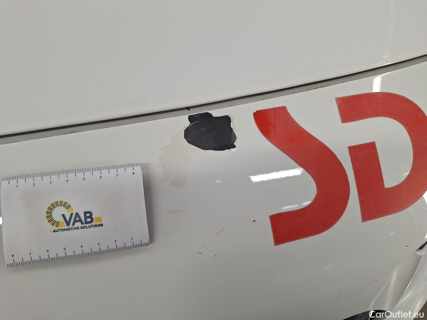  Opel  Combo Opel, _ '18, Opel  1.2 Turbo 81kW 2.3T L2H1 Edition 4d #54