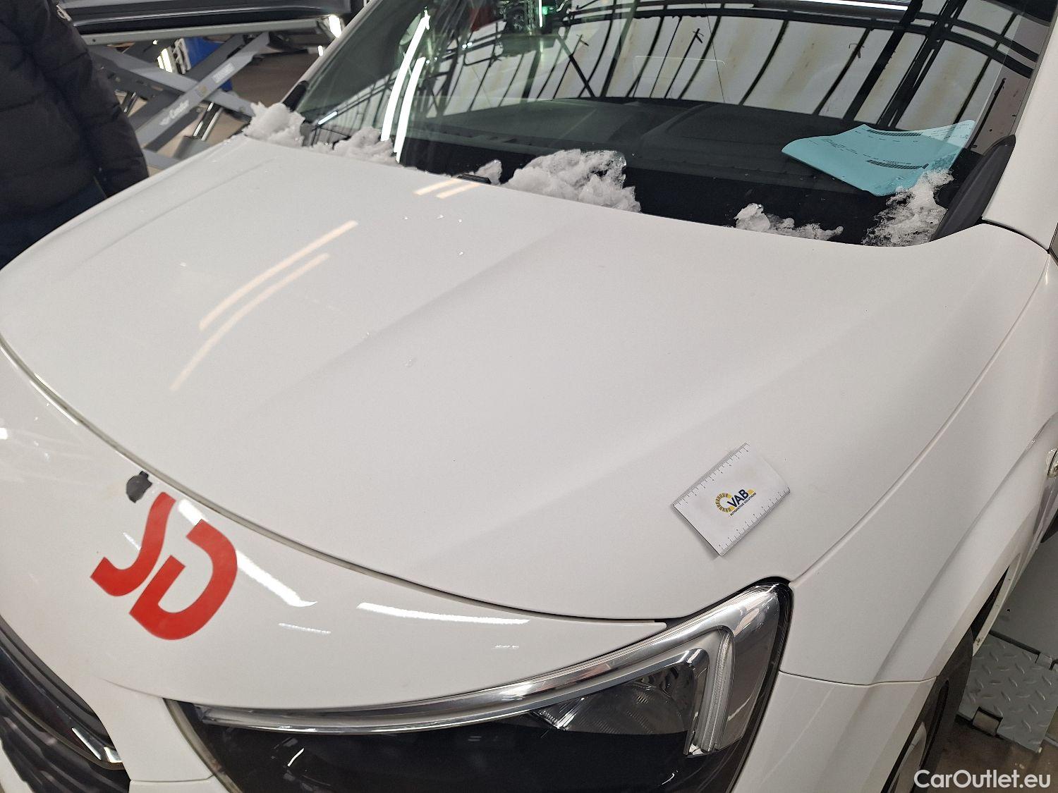  Opel  Combo Opel, _ '18, Opel  1.2 Turbo 81kW 2.3T L2H1 Edition 4d #57