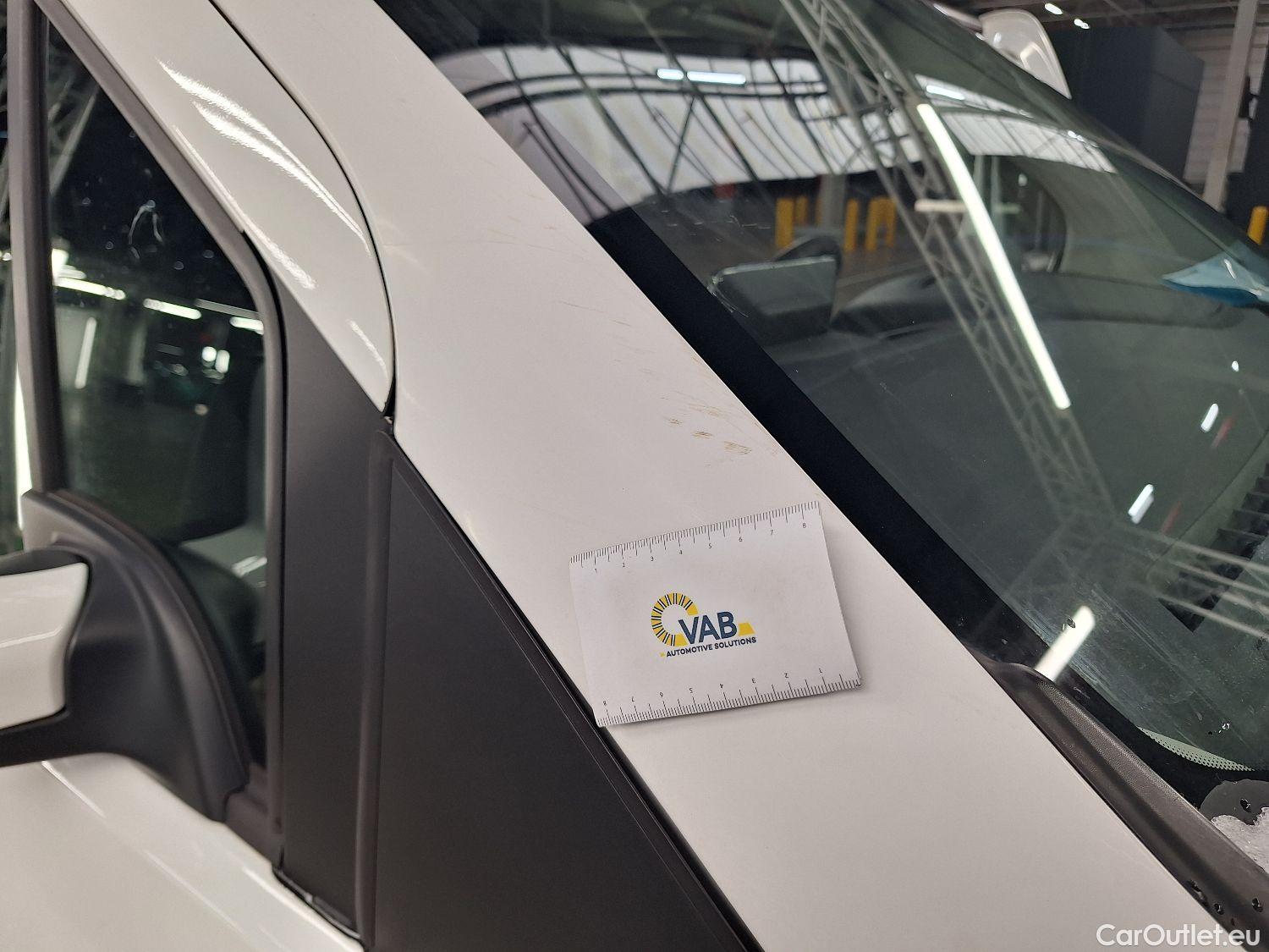  Opel  Combo Opel, _ '18, Opel  1.2 Turbo 81kW 2.3T L2H1 Edition 4d #8