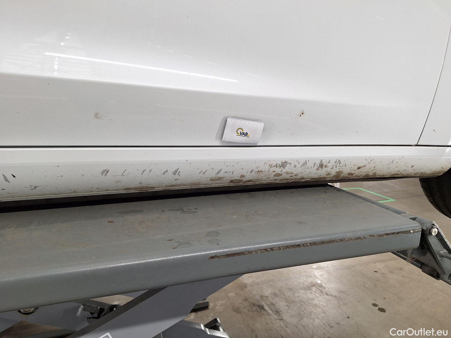  Tesla  Model 3 Tesla,  '18 BEV, Tesla  Performance Dual Motor AWD 4d #6