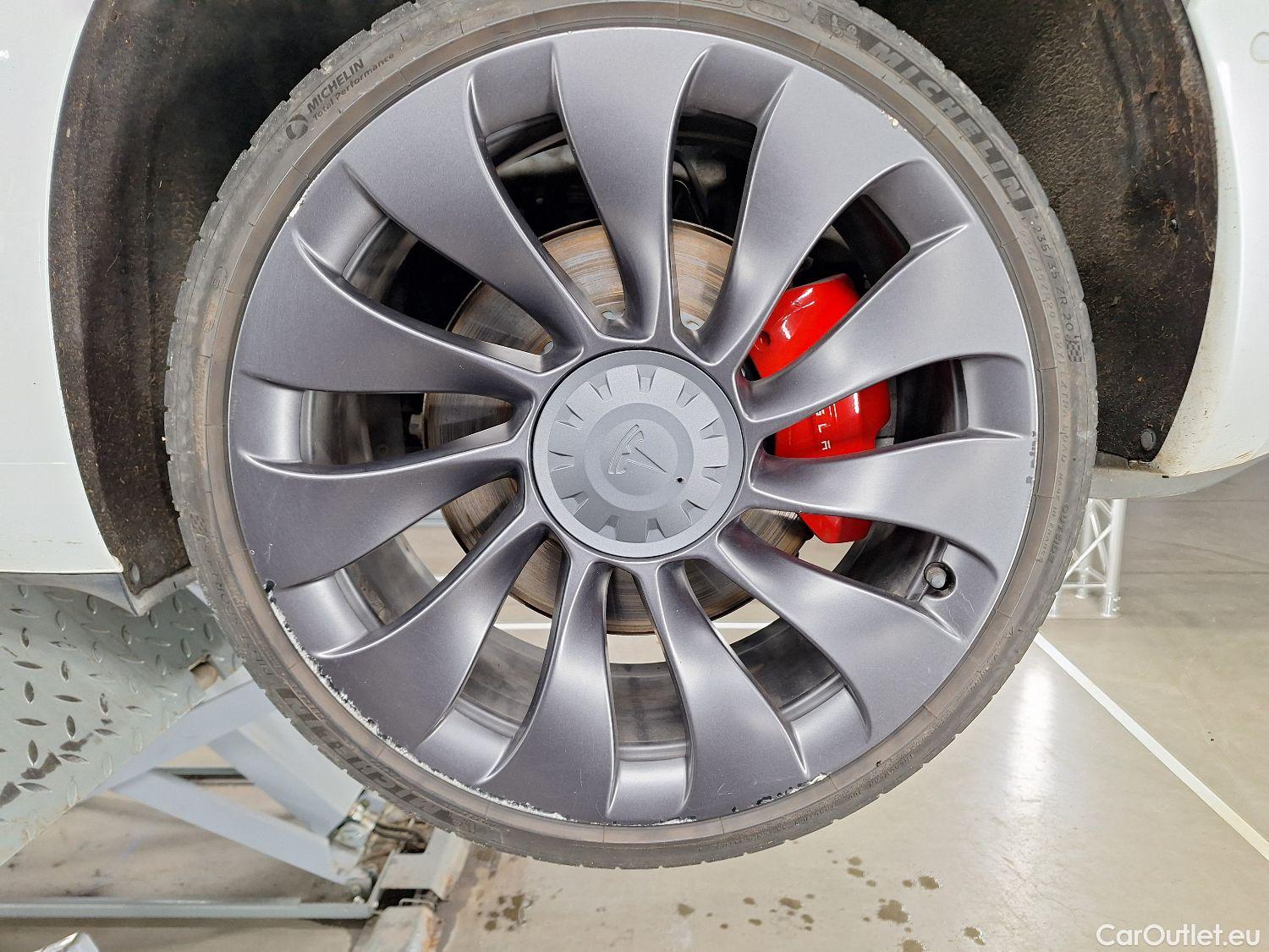  Tesla  Model 3 Tesla,  '18 BEV, Tesla  Performance Dual Motor AWD 4d #10