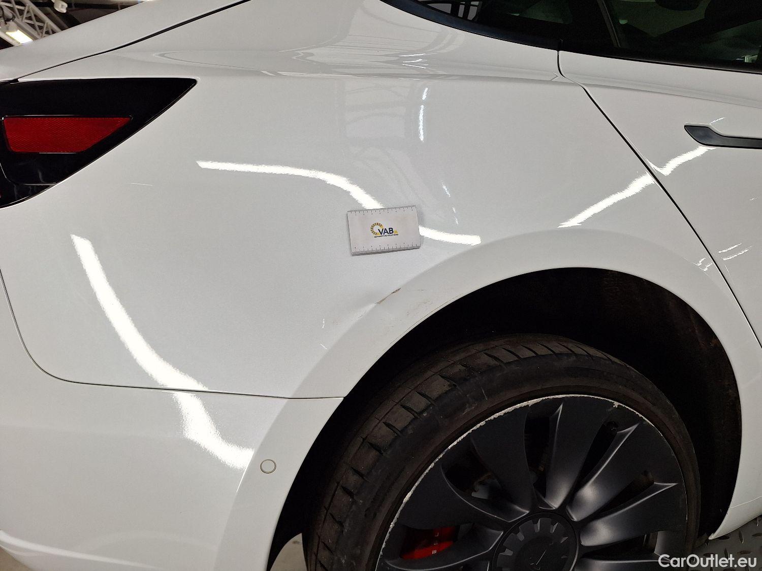  Tesla  Model 3 Tesla,  '18 BEV, Tesla  Performance Dual Motor AWD 4d #19