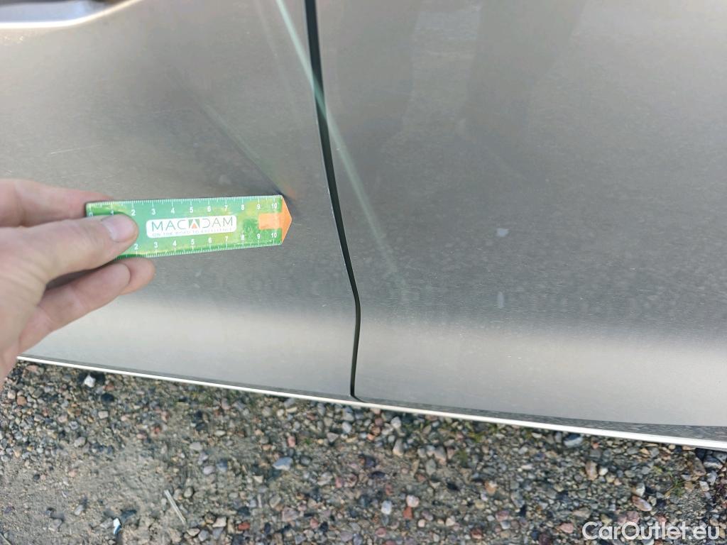  Audi  A3 AUDI  / 2020 / 5P / berlina con portón Sportback Advanced 30 TFSI 81kW (110CV) #16