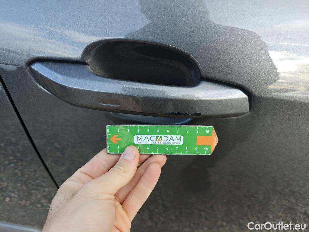  Audi  A4 AUDI  / 2019 / 5P / familiar Avant Advanced 35 TDI 120kW S tronic #33