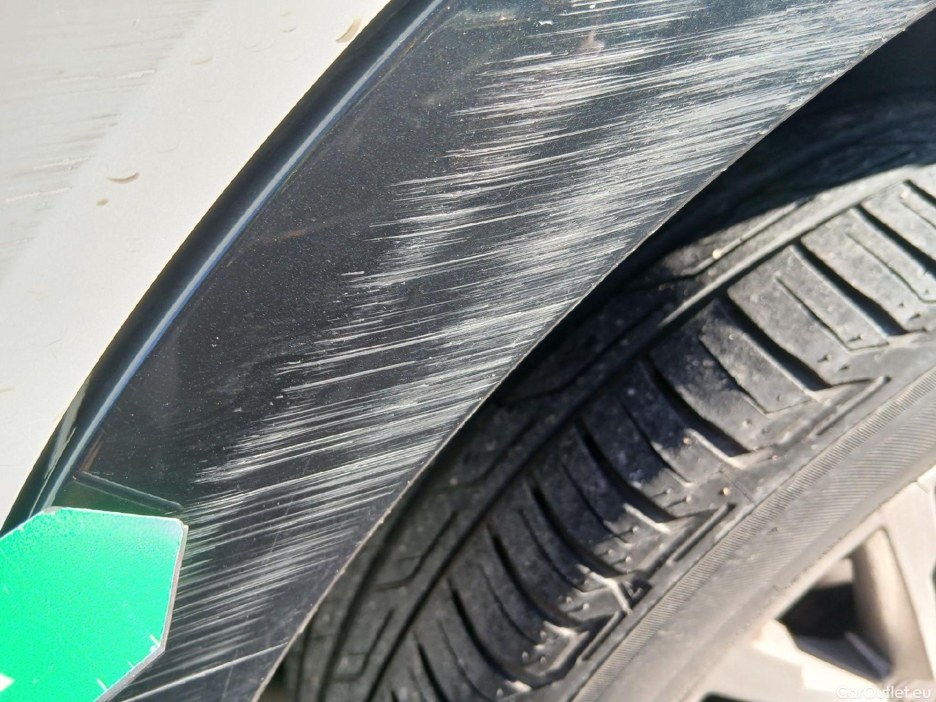  Audi  Q2 AUDI  / 2016 / 5P / todoterreno Design 30 TFSI 85kW (116CV) (AC) #11