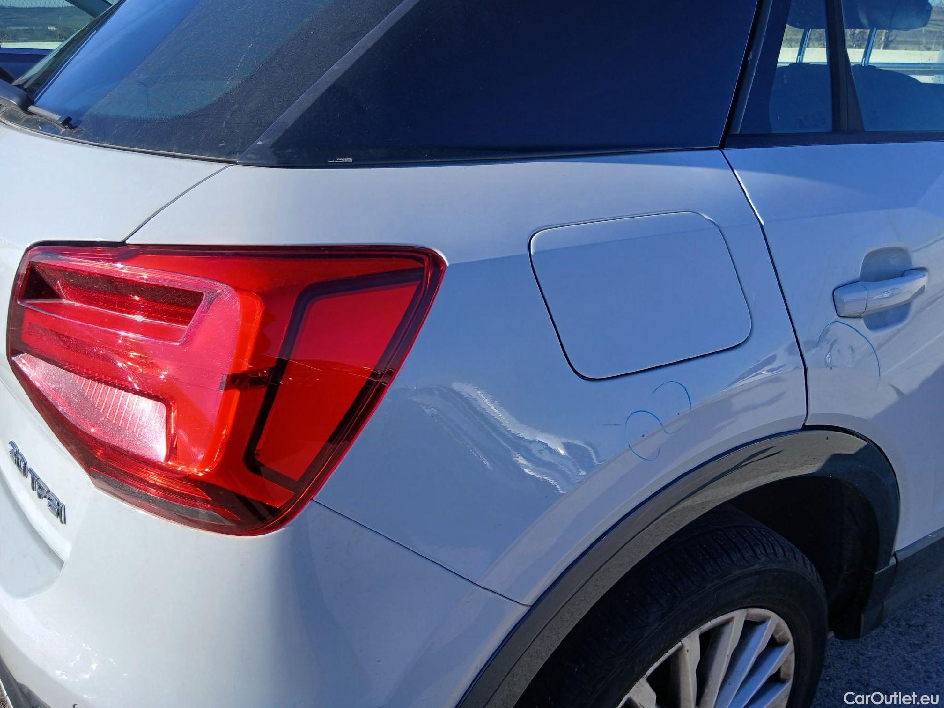  Audi  Q2 AUDI  / 2016 / 5P / todoterreno Design 30 TFSI 85kW (116CV) (AC) #21