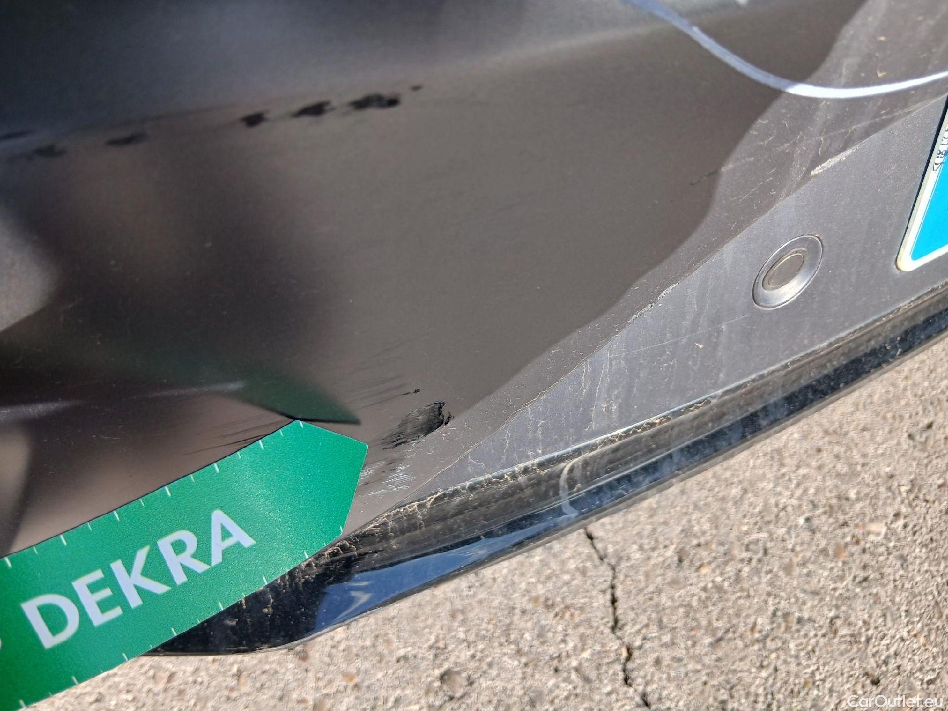  Hyundai   Ioniq HYUNDAI / 2019 / 5P / berlina con portón 1.6 GDI HEV Tecno DCT #38