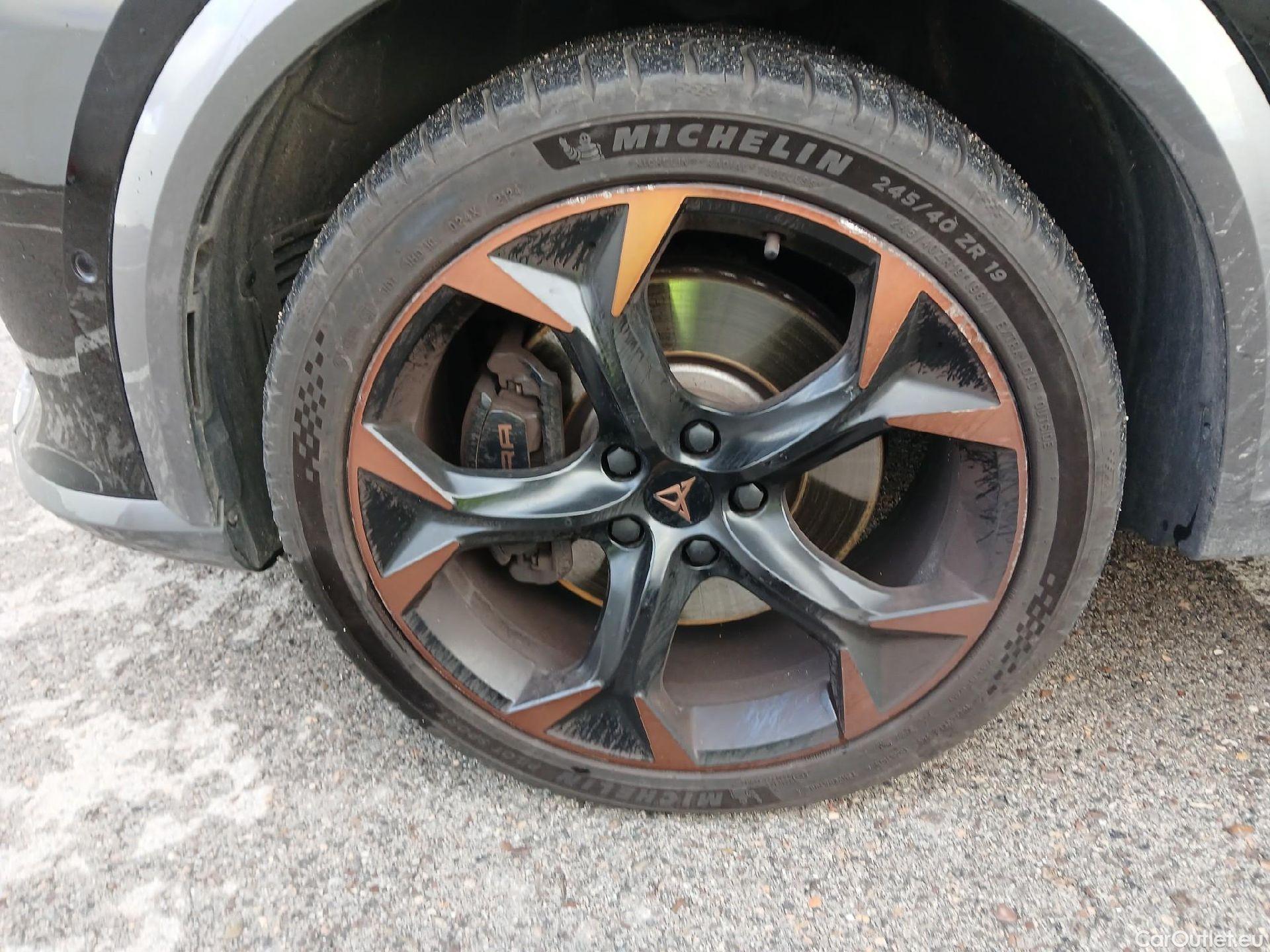  Cupra  Formentor CUPRA  / 2020 / 5P / todoterreno 1.4 e-Hybrid 180kW (245 CV) VZ DSG #3