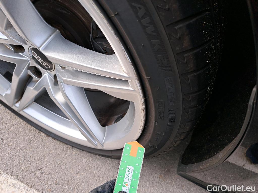  Audi  A5 Sportback AUDI A5 / 2019 / 5P / berlina con portón S Line 35 TFSI S tronic Sportback #19