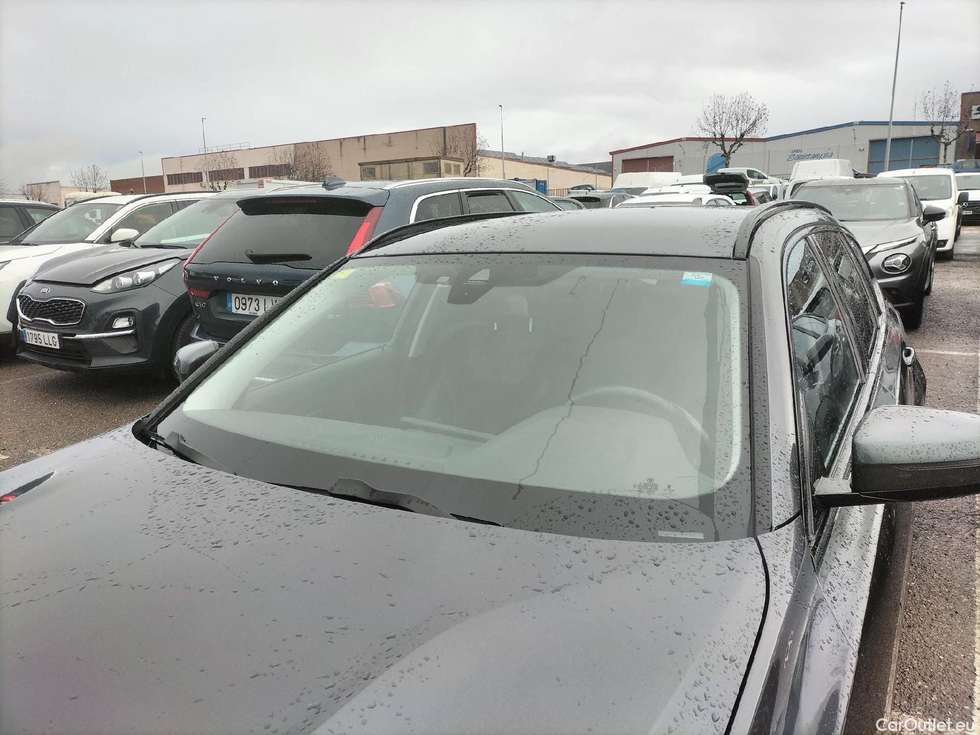  Bmw  Serie 3 BMW  / 2019 / 5P / familiar 320d Auto.Touring #3