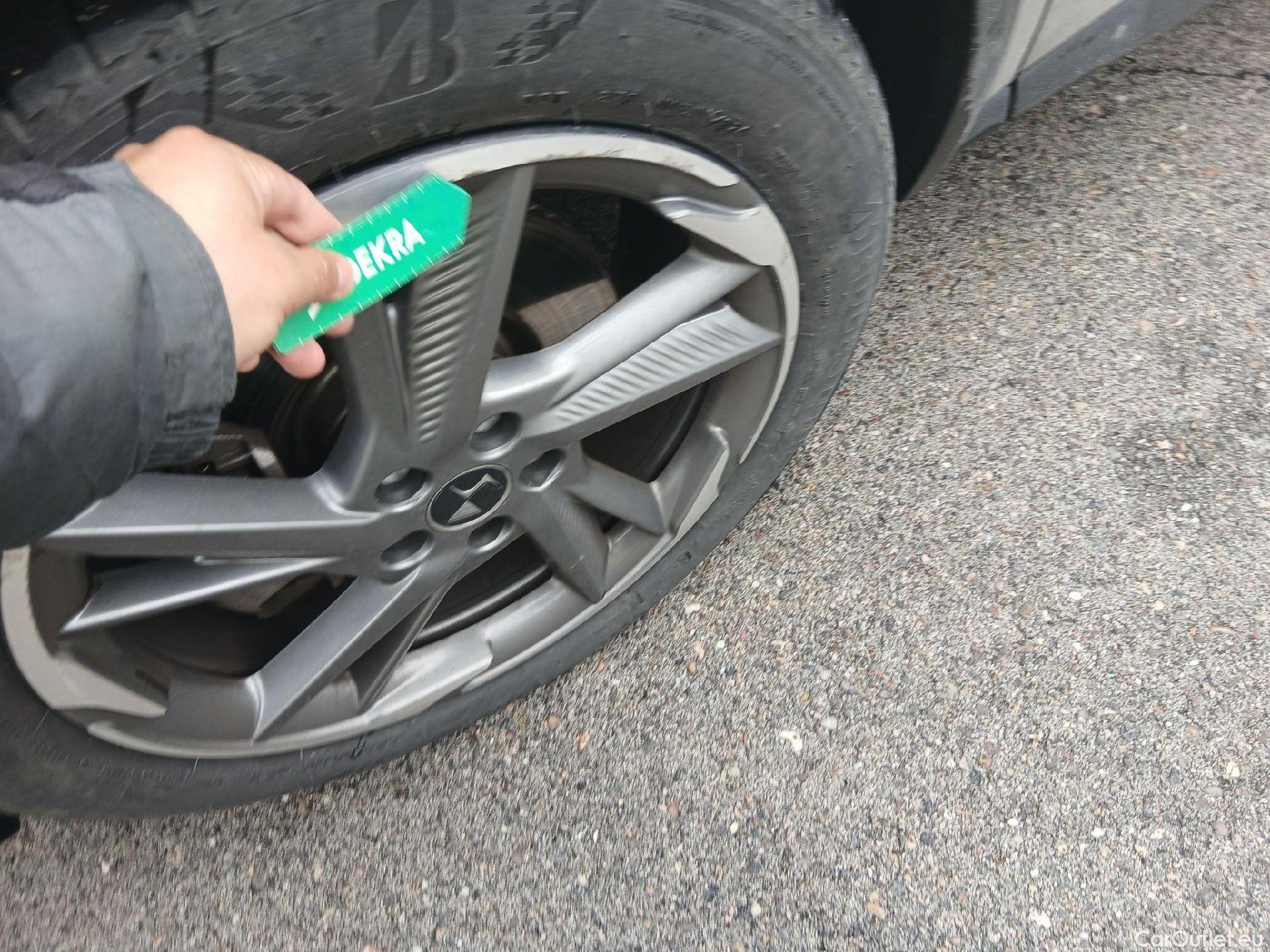  DS  DS7 DS DS 7 Crossback E-Tense / 2017 / 5P / todoterreno 1.6 E-Tense 225 Auto Rivoli #9