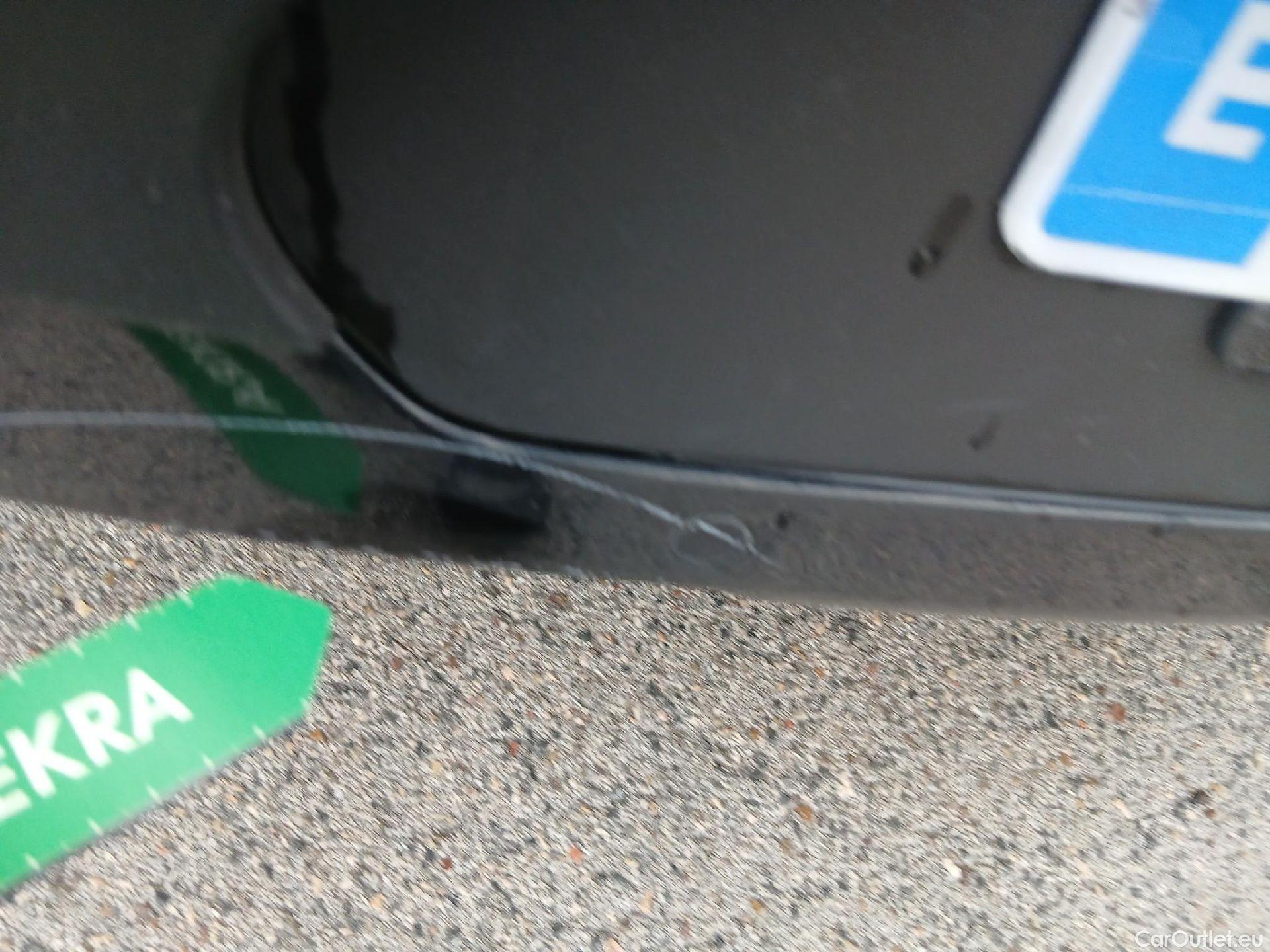  Bmw  X2 BMW  sDrive18i (CX3) #25