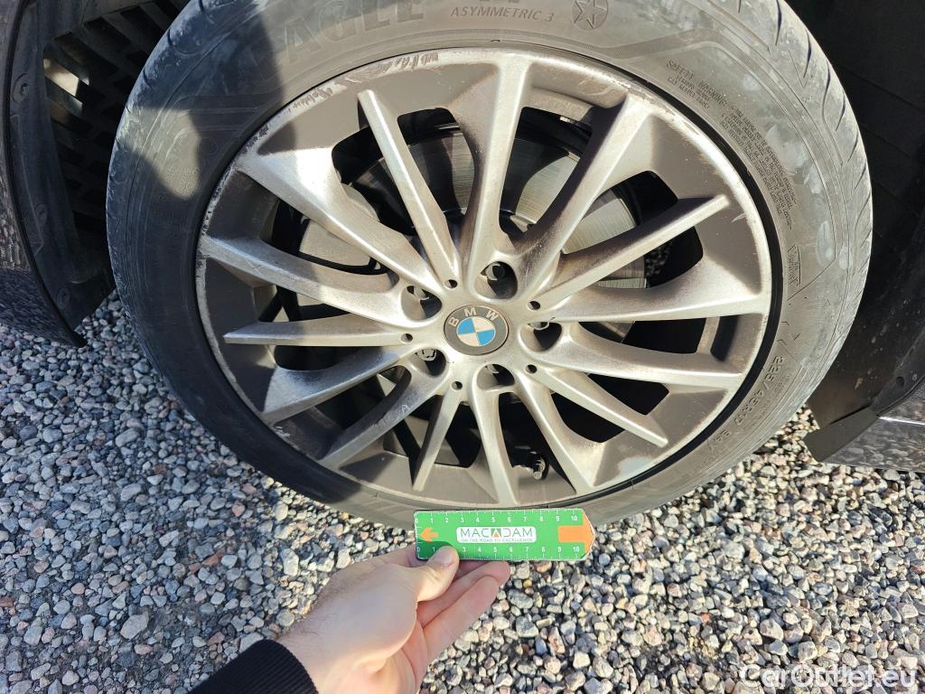  Bmw  Serie 1 BMW  / 2019 / 5P / berlina con portón 118i #1