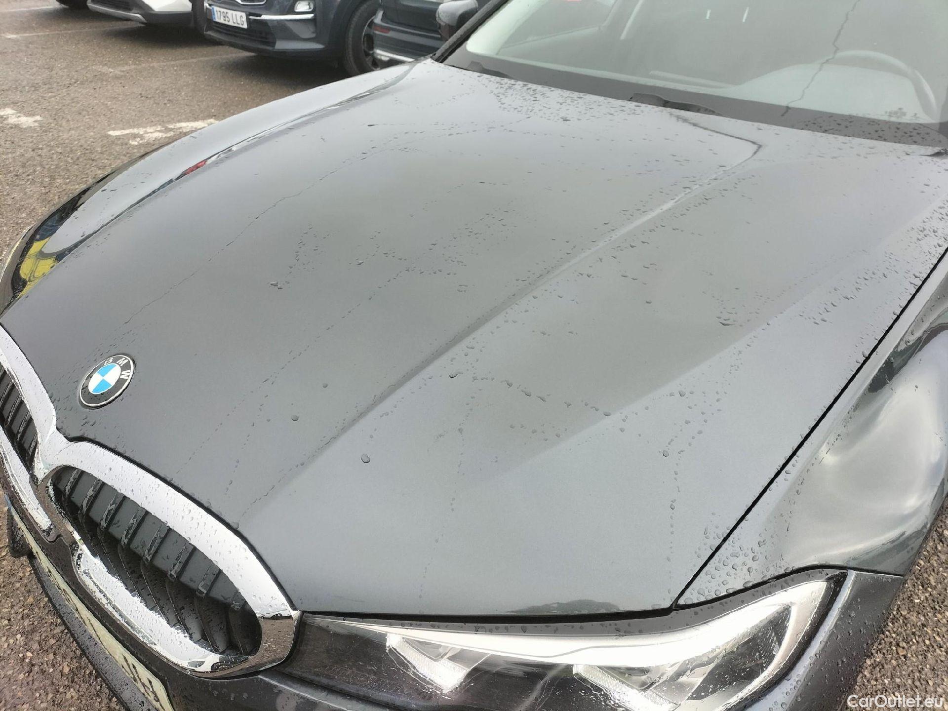  Bmw  Serie 3 BMW  / 2019 / 5P / familiar 320d Auto.Touring #2