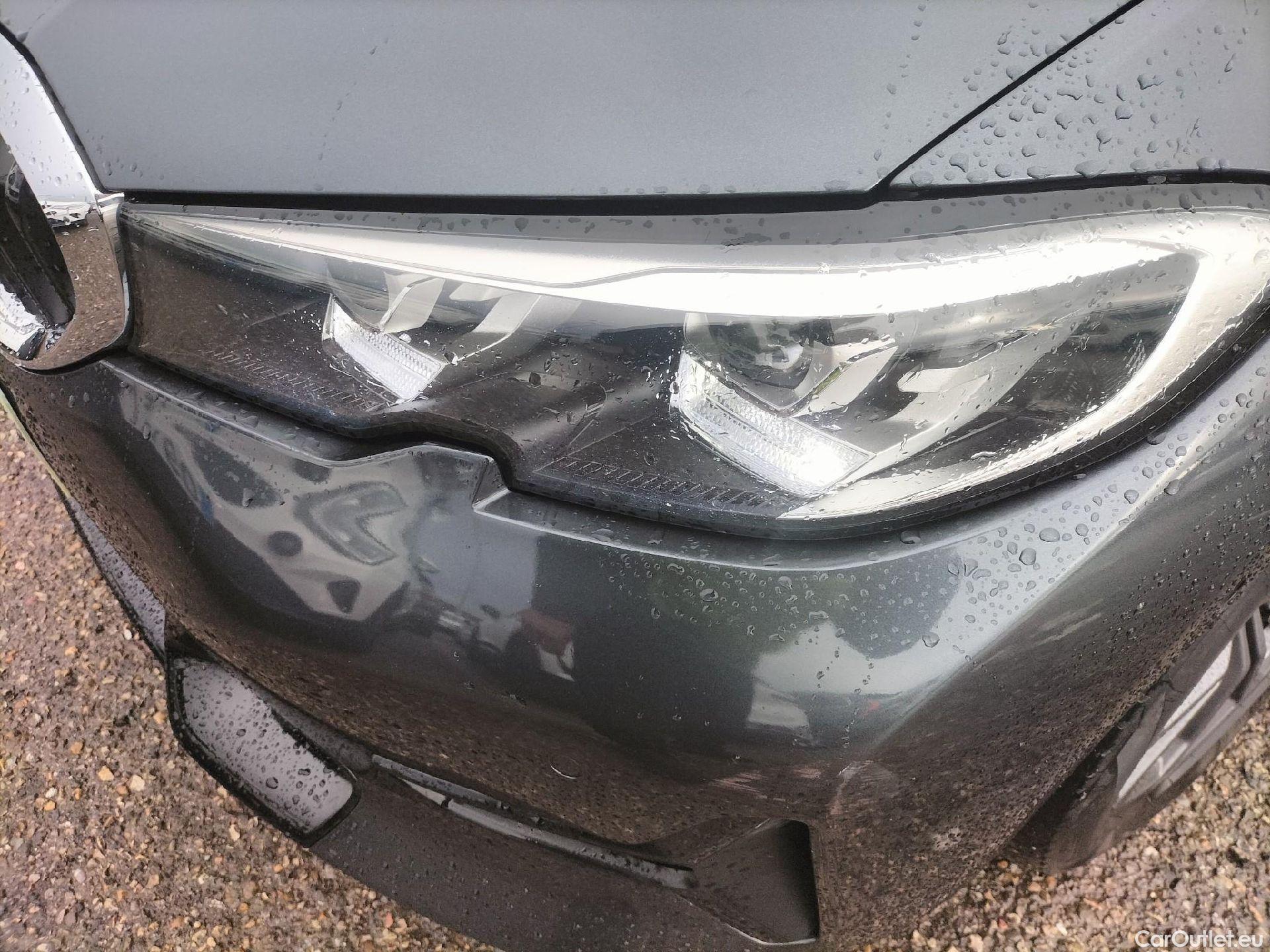  Bmw  Serie 3 BMW  / 2019 / 5P / familiar 320d Auto.Touring #1