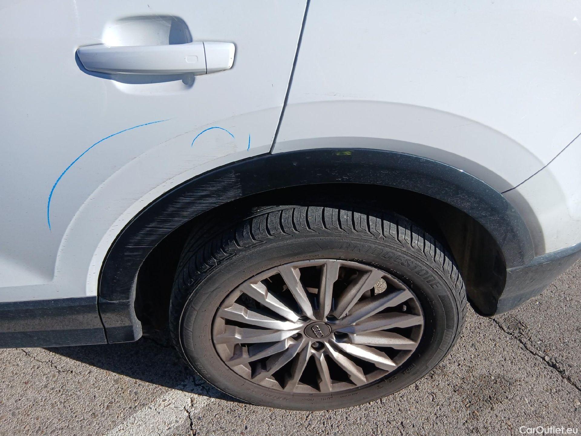  Audi  Q2 AUDI  / 2016 / 5P / todoterreno Design 30 TFSI 85kW (116CV) (AC) #10