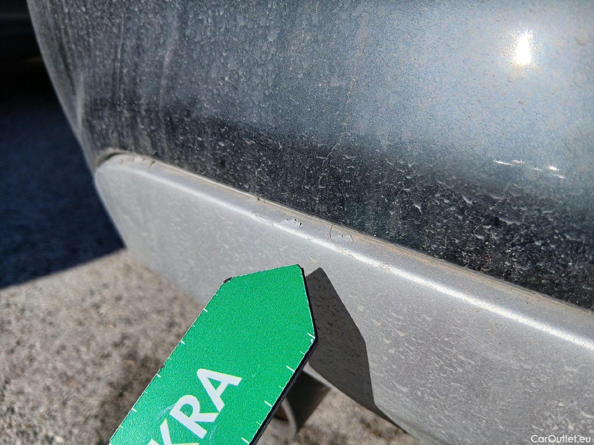  Audi  Q2 AUDI  / 2016 / 5P / todoterreno Design 30 TFSI 85kW (116CV) (AC) #17