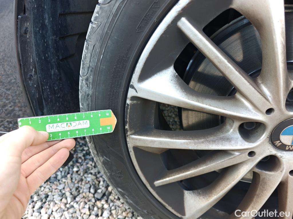  Bmw  Serie 1 BMW  / 2019 / 5P / berlina con portón 118i #6