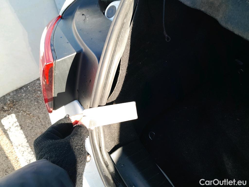  Citroen  C4 Cactus CITROEN  / 2018 / 5P / berlina con portón BlueHDi 100 S&S Feel #36