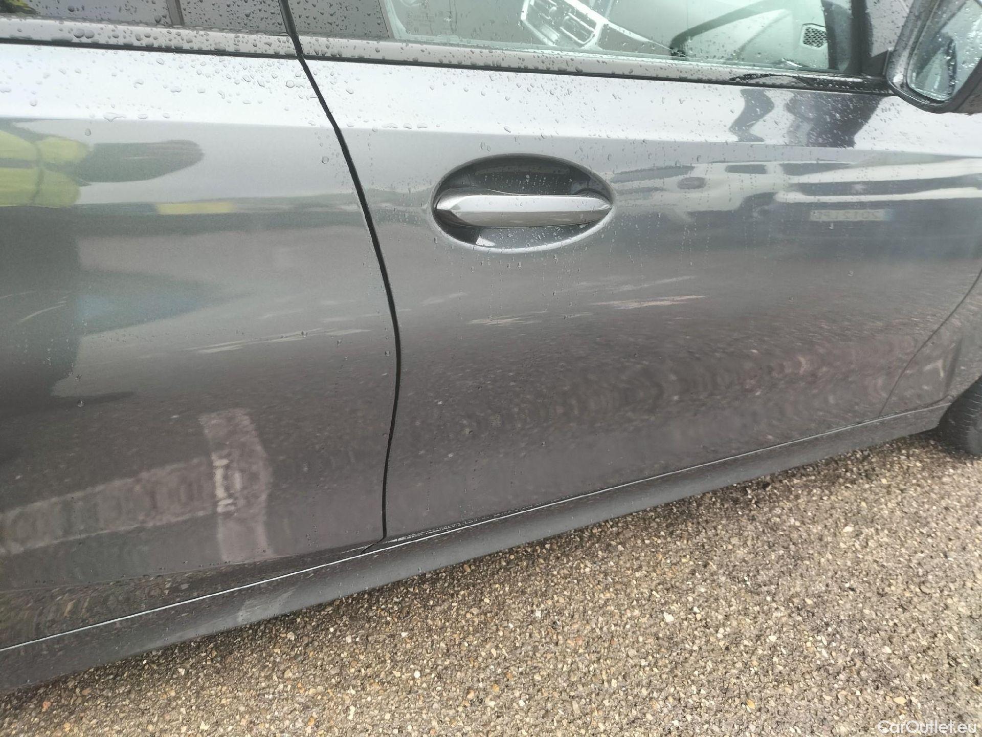  Bmw  Serie 3 BMW  / 2019 / 5P / familiar 320d Auto.Touring #25