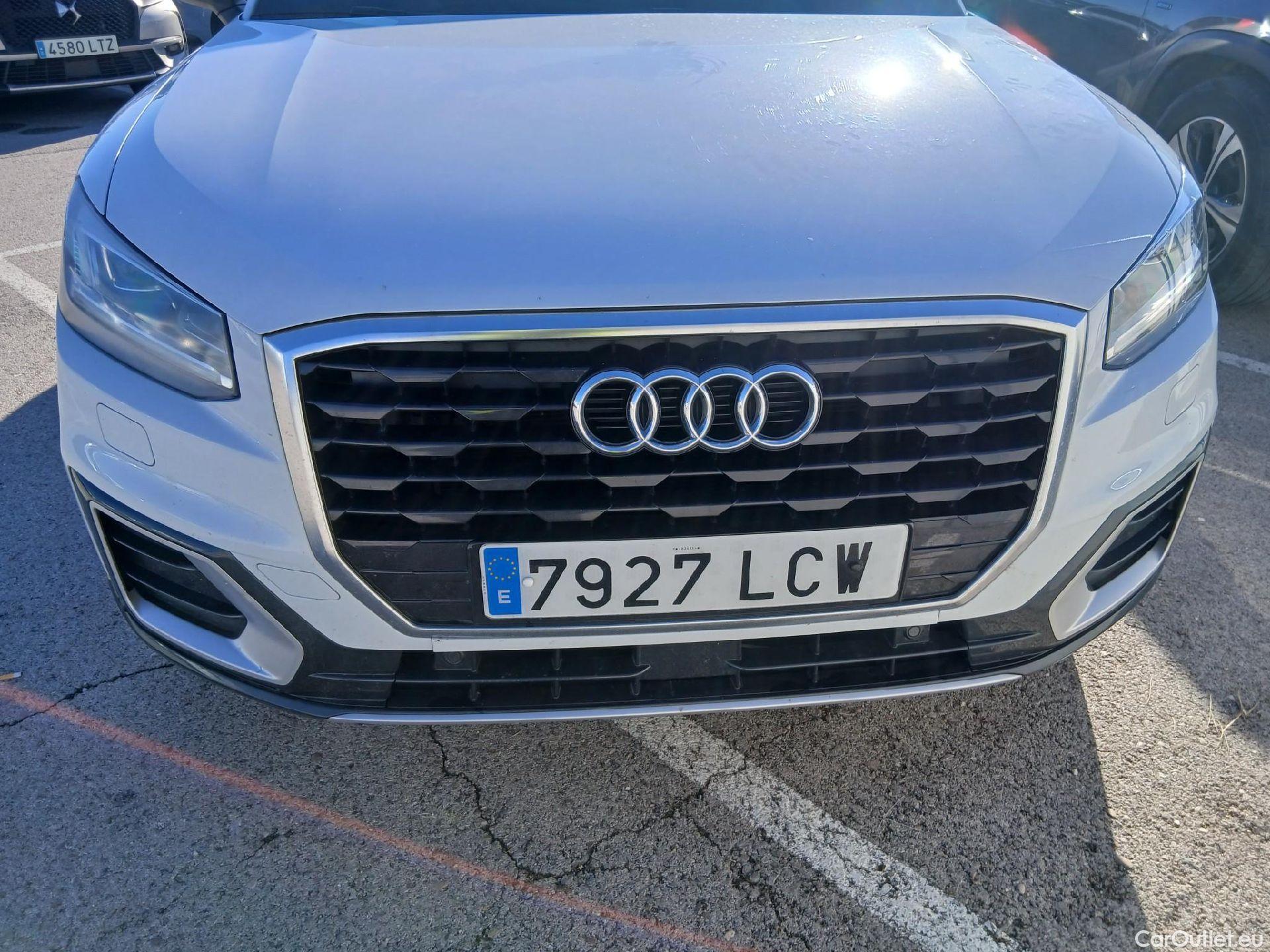  Audi  Q2 AUDI  / 2016 / 5P / todoterreno Design 30 TFSI 85kW (116CV) (AC) #2