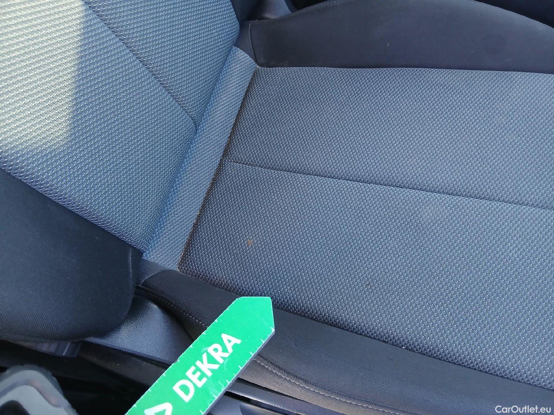  Audi  Q2 AUDI  / 2016 / 5P / todoterreno Design 30 TFSI 85kW (116CV) (AC) #14