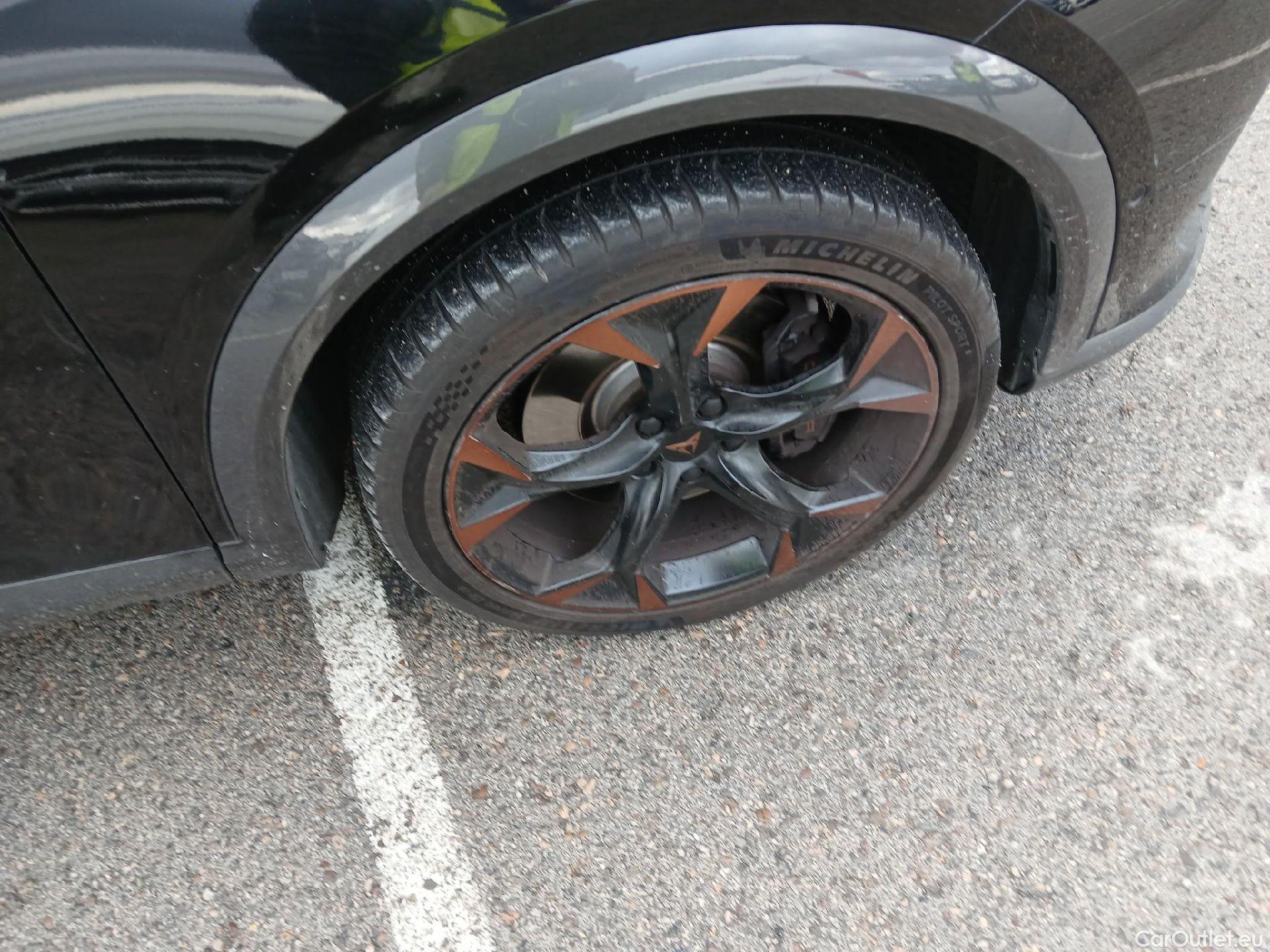  Cupra  Formentor CUPRA  / 2020 / 5P / todoterreno 1.4 e-Hybrid 180kW (245 CV) VZ DSG #8